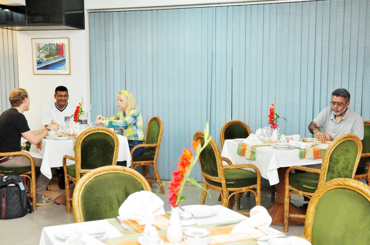 Asia Pacific Hotel Dhaka Eksteriør billede
