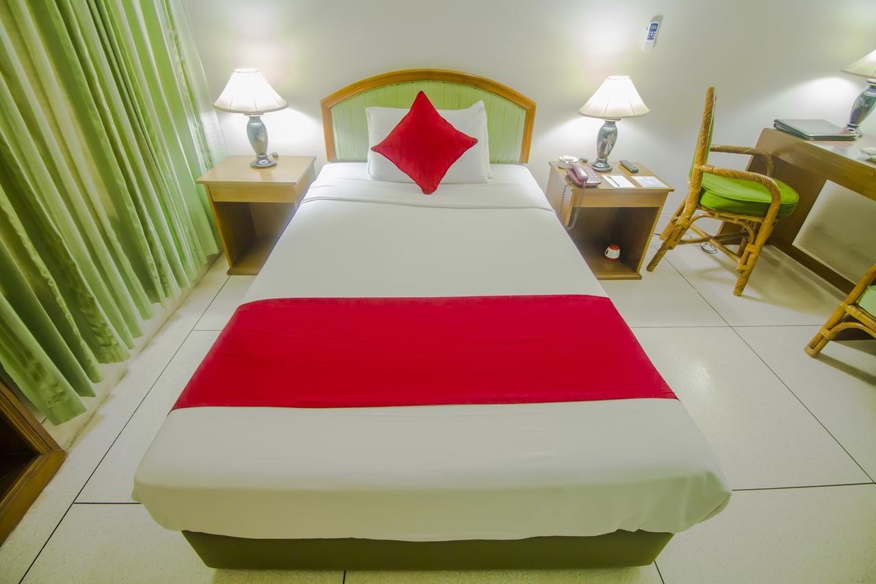 Asia Pacific Hotel Dhaka Eksteriør billede